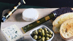Pastas de Azeitona, tostas e queijo: Sabores rústicos e excecionais