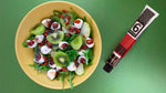 Salada de Kiwi, Maçã Verde, Rúcula e Queijo Mozzarella com Doce de Cereja do Fundão com Brandy