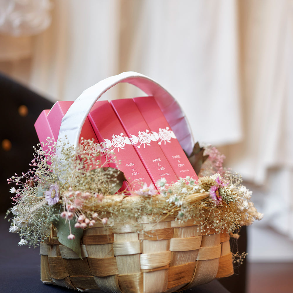 
                  
                    Mel em Caixa Rosa - Lembrança de Casamento Personalizada
                  
                