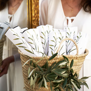 
                  
                    Pasta de Azeitona - Lembrança de Casamento Personalizada
                  
                
