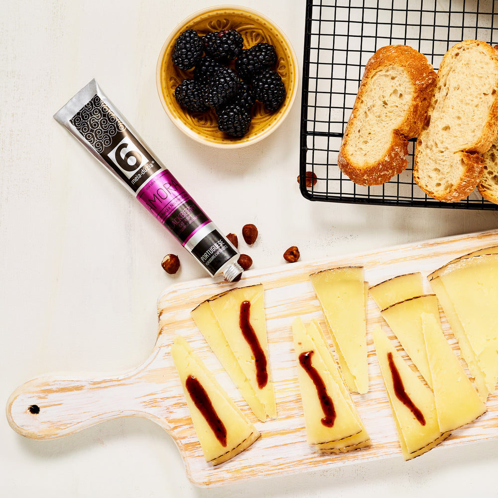 
                  
                    Doce Extra de Amora com Avelã e Noz-moscada
                  
                