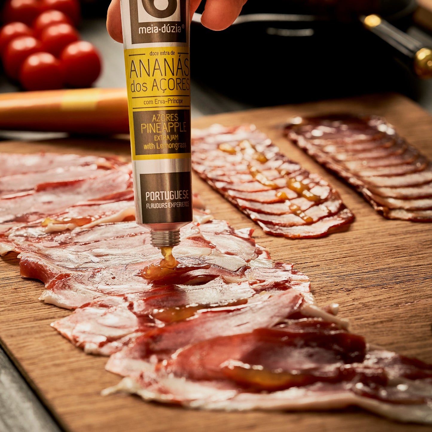 Cabaz Prenda de Aniversário | Experiência Sabores de Portugal. Sabores de Portugal num presente de aniversário gourmet que todos amam receber. meia.dúzia® Sabores de Portugal, prendas de aniversário gourmet