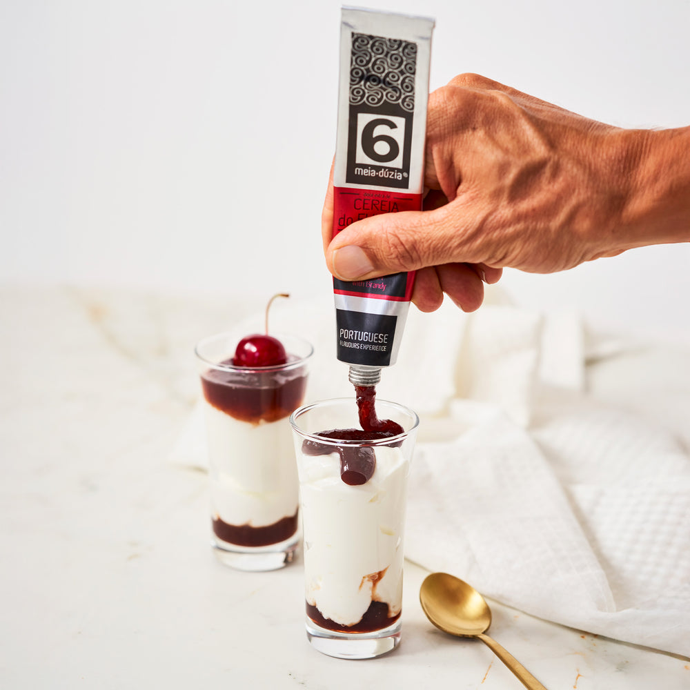 
                  
                    Doce Extra de Cereja do Fundão com Brandy
                  
                