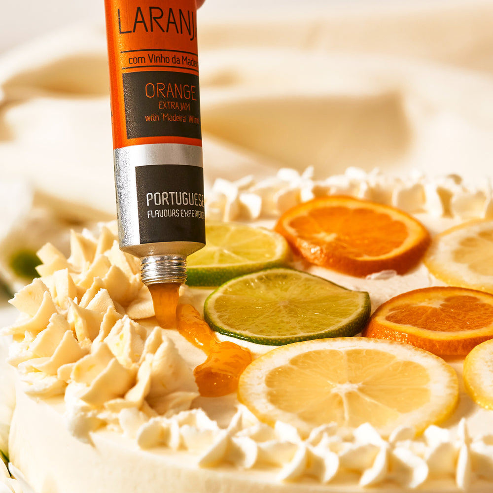 
                  
                    Compota de Laranja do Algarve com Vinho da Madeira - Azulejos Portugueses - Lembrança de Portugal
                  
                