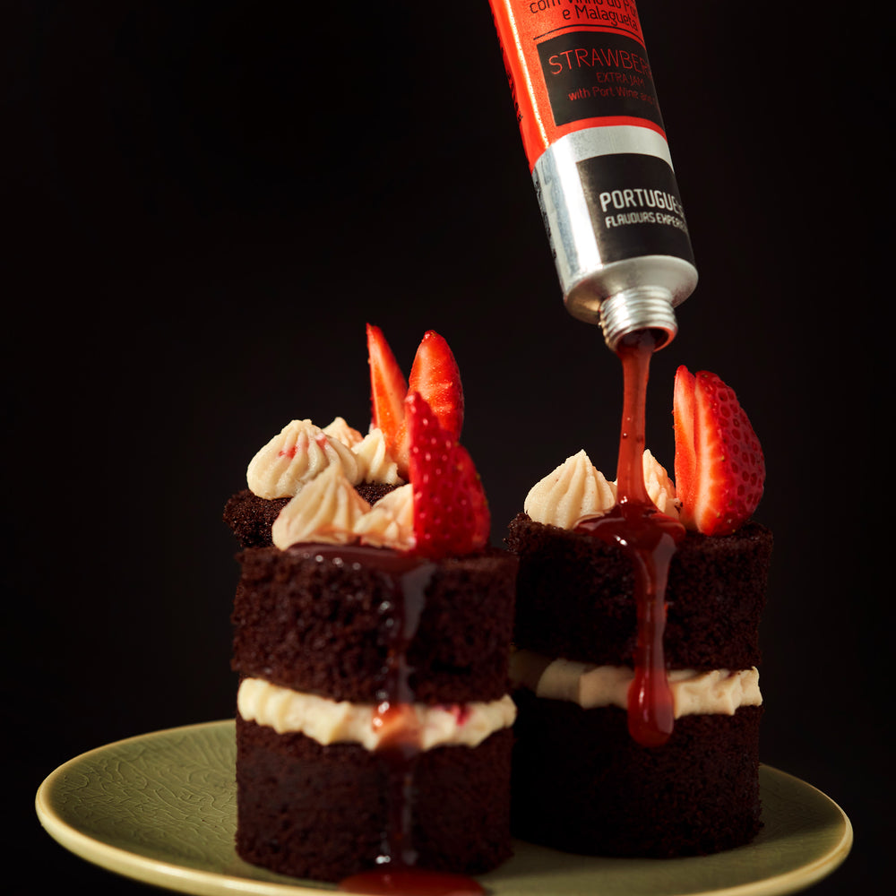 
                  
                    Doce Extra de Morango com Vinho Licoroso e Malagueta
                  
                