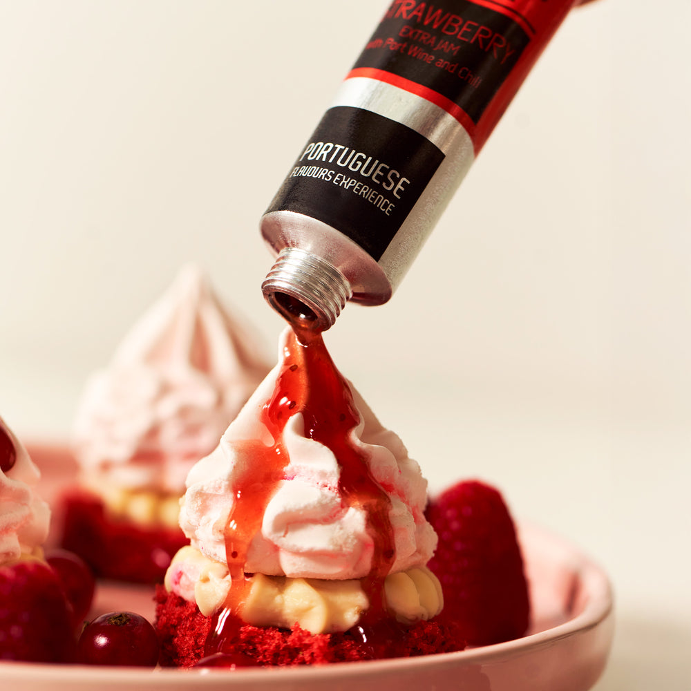 
                  
                    Doce Extra de Morango com Vinho Licoroso e Malagueta
                  
                