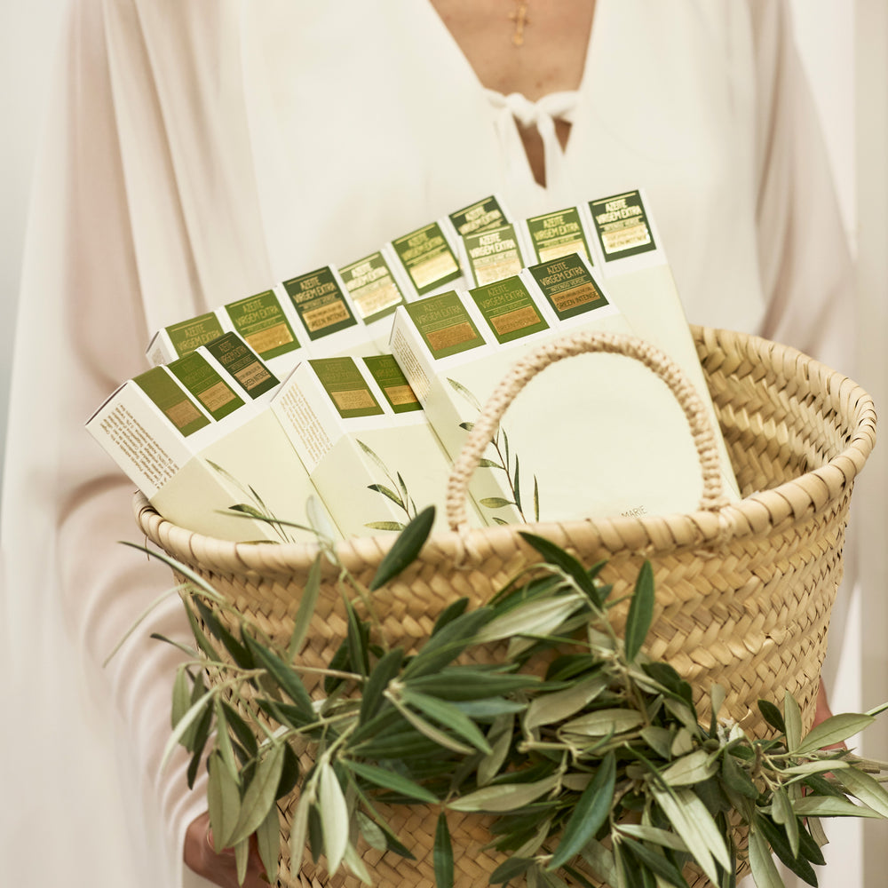 
                  
                    PACK3 Azeites em Caixa Oliveira - Lembrança de Casamento Personalizada
                  
                