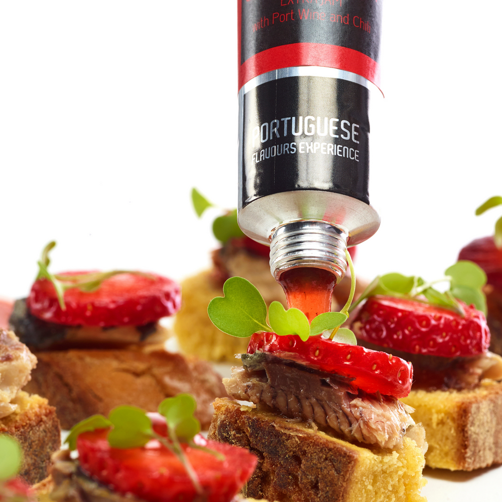 
                  
                    Strawberry Extra Jam with Liqueur Wine and Chilli
                  
                