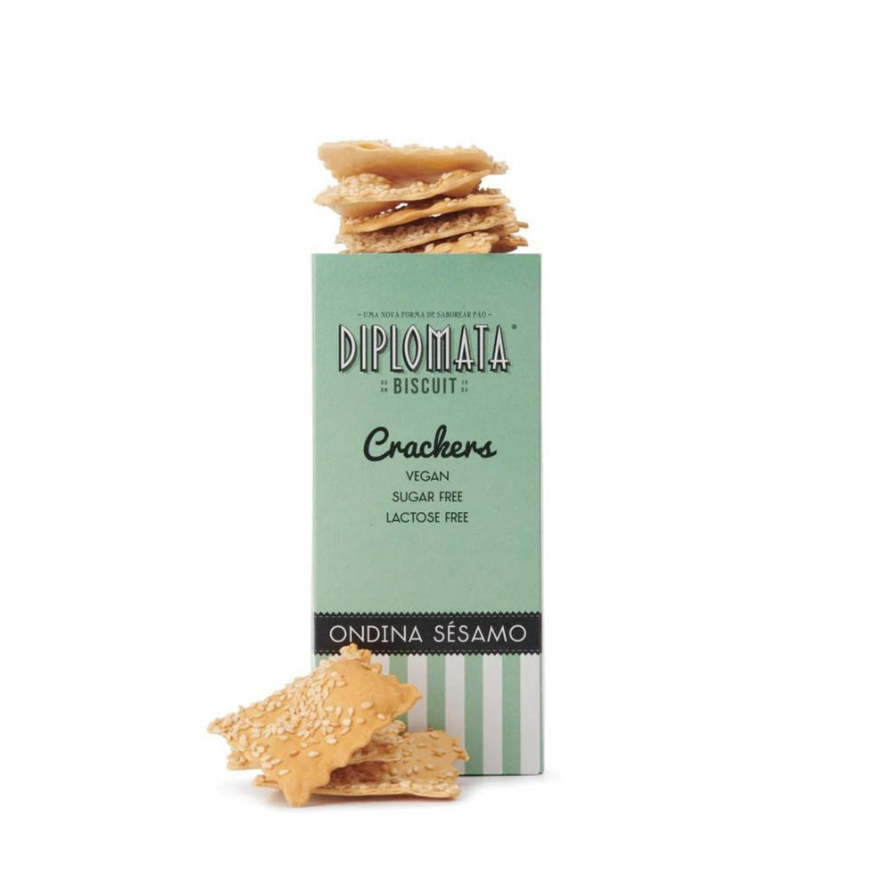 Crackers Sésamo - Vegan. Fantástica combinação de uma cracker de água e sal com sementes de sésamo. Simples ou com qualquer tipo de queijos, doces, patês... Faça uma viagem ao paladar.