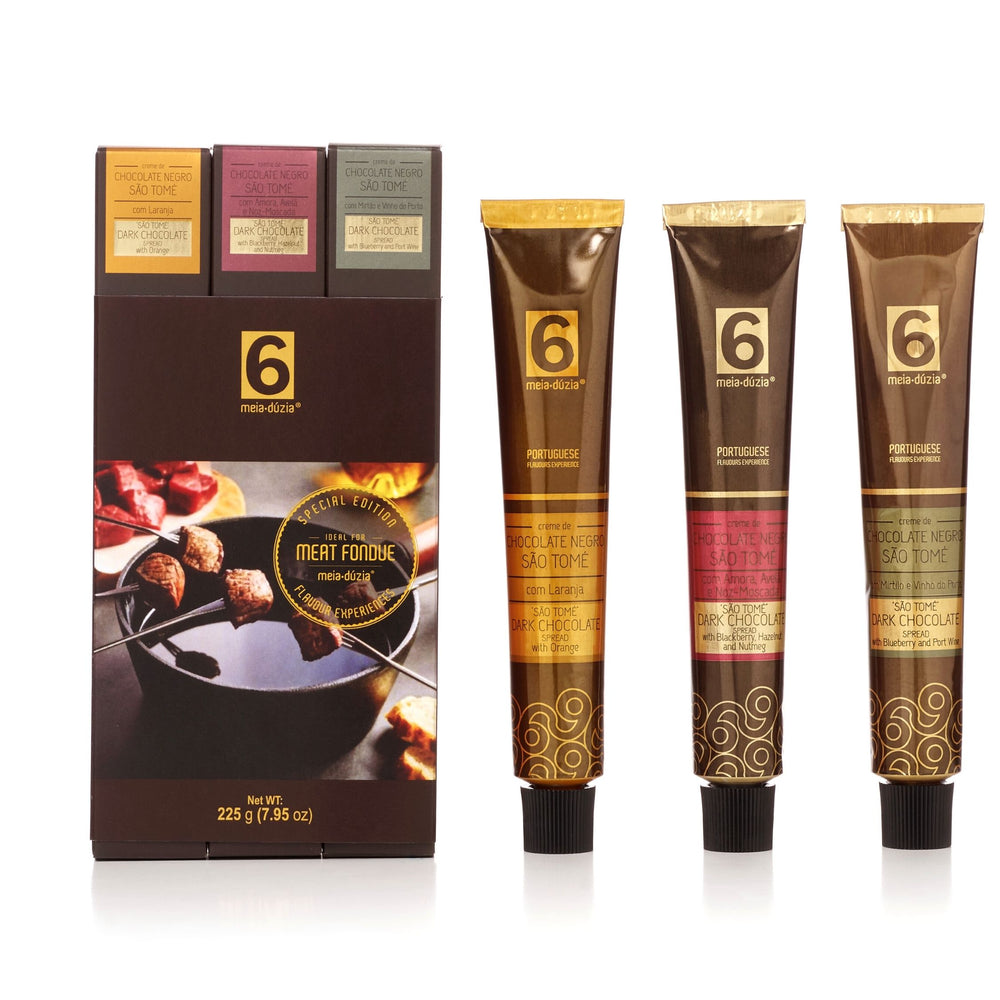 PACK 3 Cremes de Chocolate Ideal para Fondue, inclui: creme de chocolate negro São Tomé com laranja do Algarve creme de chocolate negro com São Tomé com Amora Avelã e Noz-Moscada, creme de chocolate negro São Tomé com mirtilo e vinho do Porto - cremes de chocolate com frutas portuguesas em bisnaga by meia.dúzia - sabores de Portugal